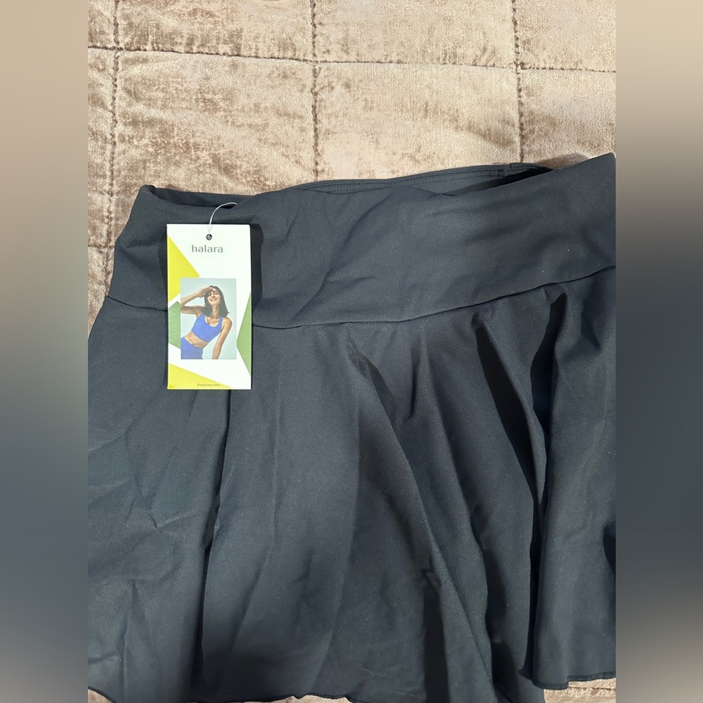 Halara tennis skort small